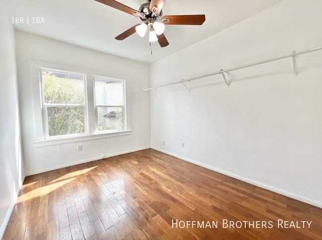 Building Photo - 1559 N Hill Ave