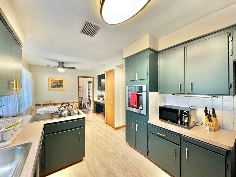 Building Photo - 15681 Wyatt Rd