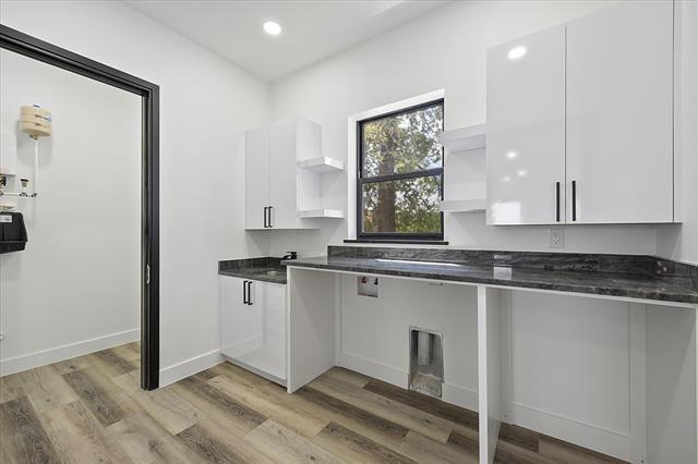Building Photo - 2811 Rodeo Dr