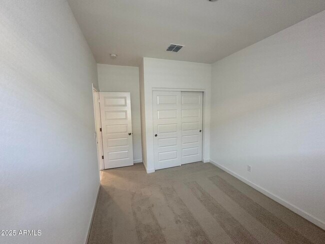Building Photo - 1821 S 239th Dr