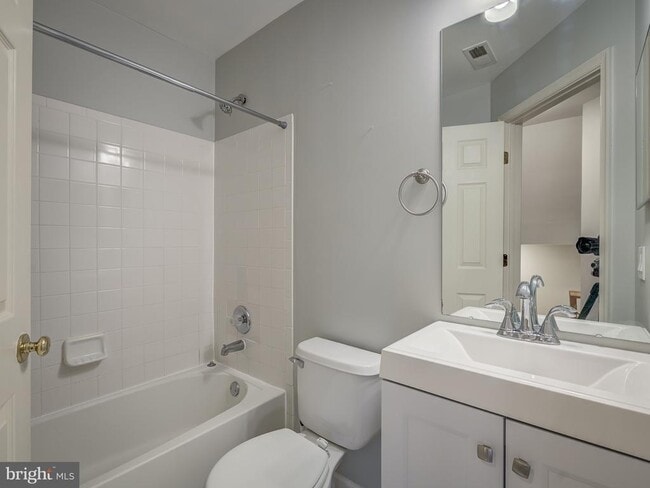 Building Photo - 12139 Amber Ridge Cir