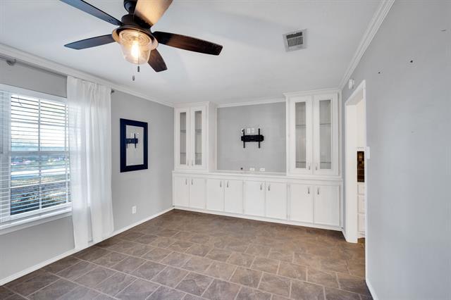 Building Photo - 202 Vanderbilt Ln