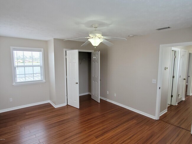 Building Photo - 3416 Harrison Ave