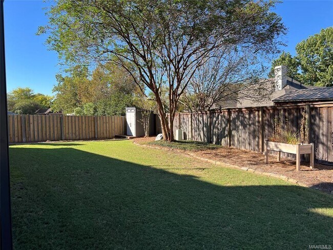 Building Photo - 2230 Wyndgate Dr