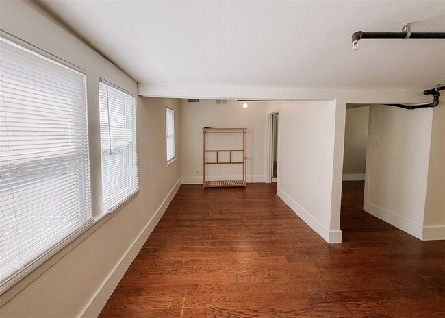 Building Photo - 1120 NW 51st St