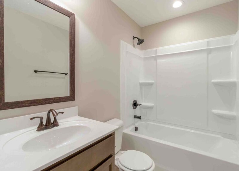 Building Photo - 180 Bonnell Dr