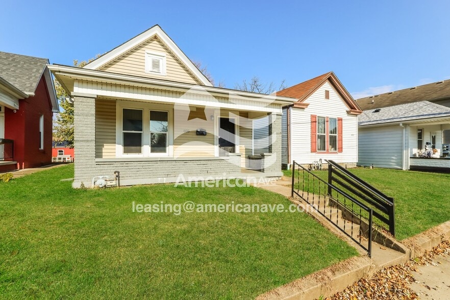 Building Photo - 603 E Oak St