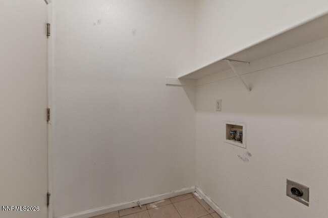 Building Photo - 9435 Stoney Creek Way