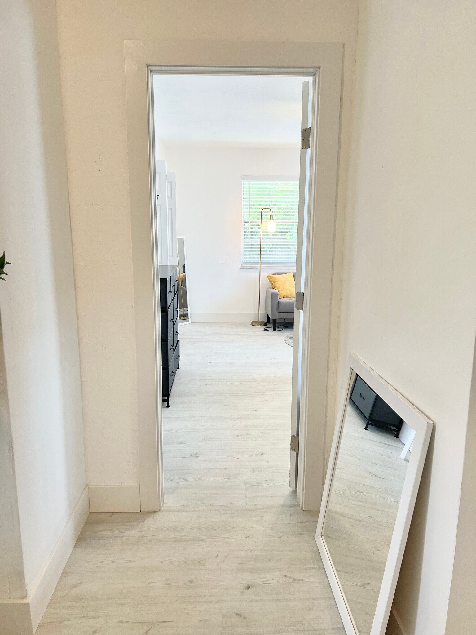 Entrance to primary bedroom - 201 Columbus Pky