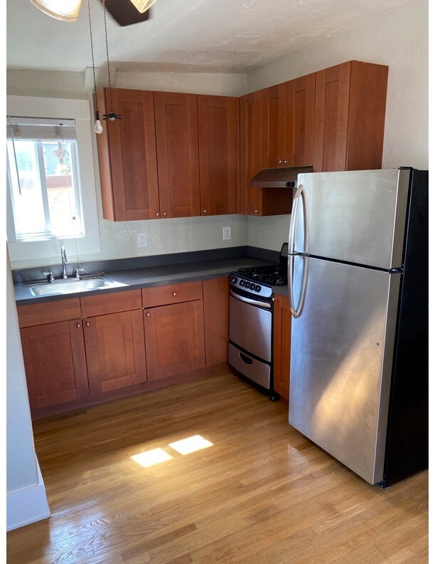 Building Photo - 2103 Island Ave