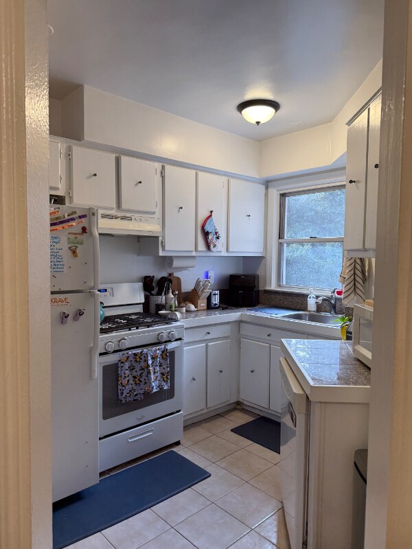 Building Photo - 2500 Q St NW