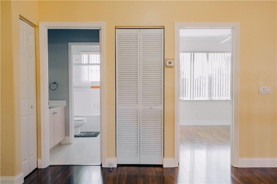 Building Photo - 7682 NW 19th St