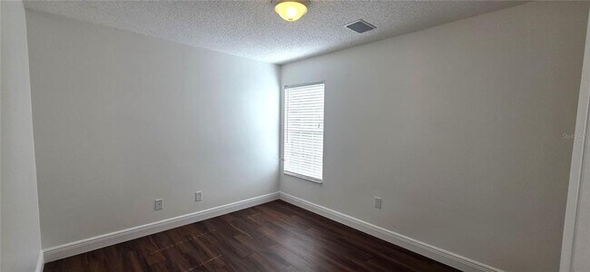 Building Photo - 1506 Scotch Pine Dr