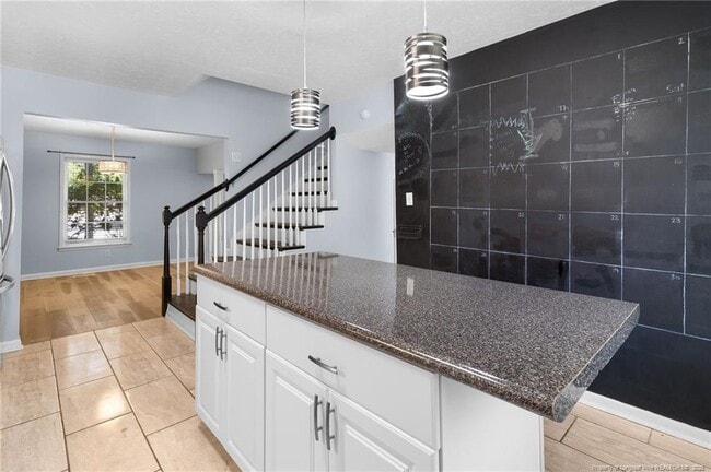 Building Photo - 1302 Kienast Dr