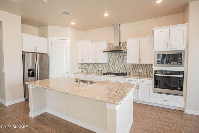 Building Photo - 3883 Heartland Lp