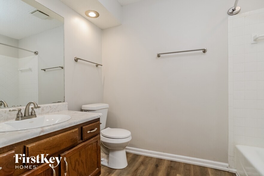 Building Photo - 15133 S Navaho Dr