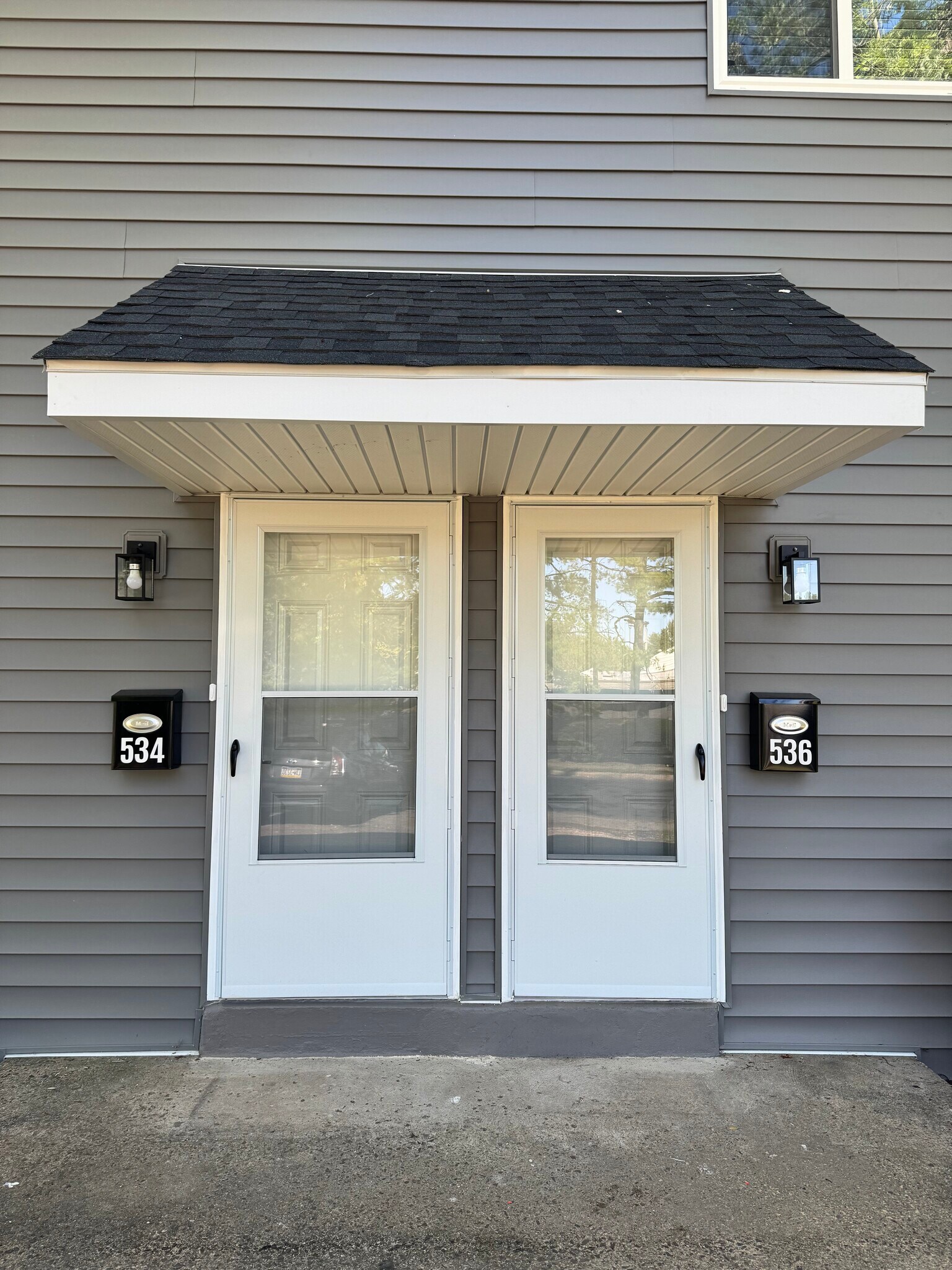 Building Photo - 536 Kalmia St