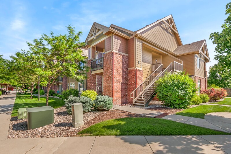 Building Photo - 2445 Windrow Dr