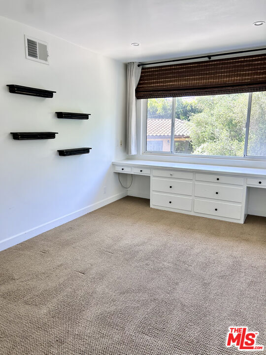 Building Photo - 503 N Greencraig Rd