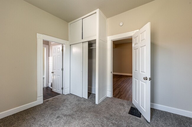 Building Photo - Remodeled 2-Bedroom Bungalow with Detached Garage & Large Backyard