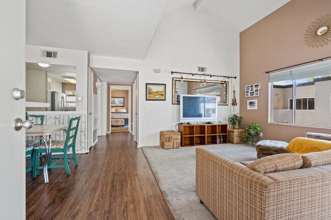 Building Photo - 21305 Nandina Ln