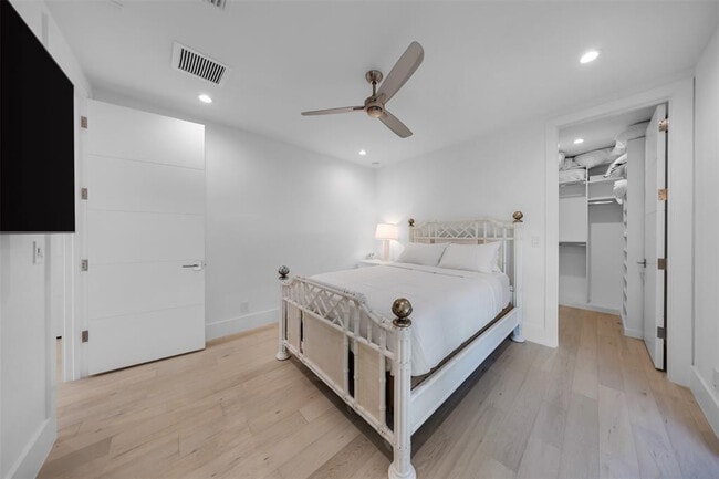 Building Photo - 2001 Marietta Dr