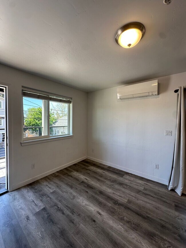 Building Photo - 1455 NW 8th St