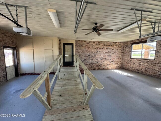 Building Photo - 13306 Louisiana Hwy 697 N