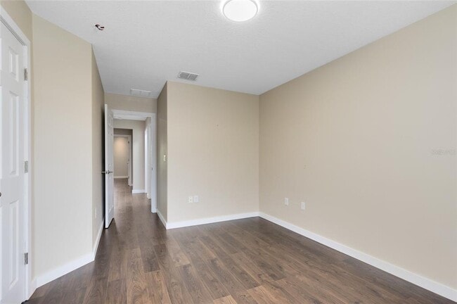 Building Photo - 9625 Silver Buttonwood St
