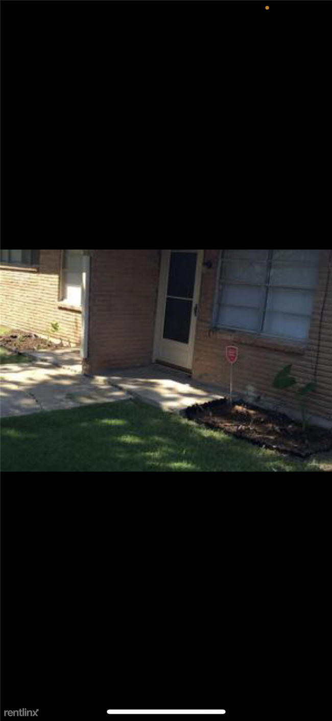 Primary Photo - 2 br, 1 bath Duplex - 9440 Coffee Street A
