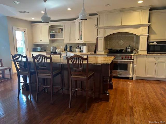 Building Photo - 2 Sunset Ln