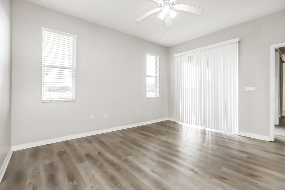 Building Photo - 2459 Hamlet Cir