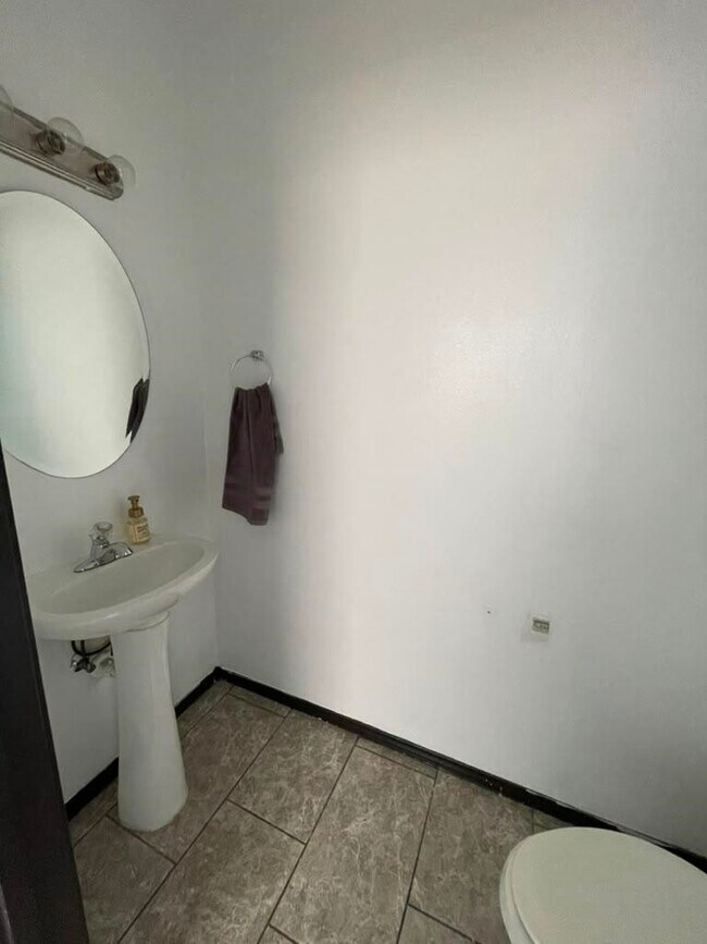 Building Photo - 9987 Inmaculada Ln