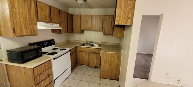 Building Photo - 4955 Jeffreys St