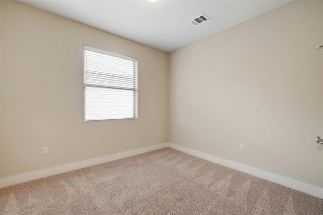 Building Photo - 1603 Arcilla St