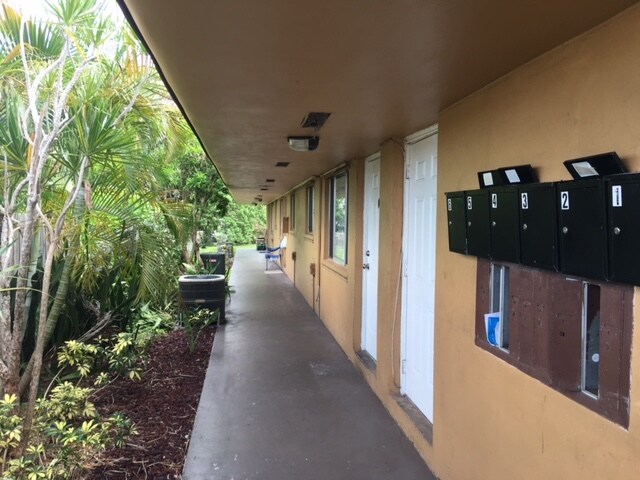Building Photo - Don Q Apartments