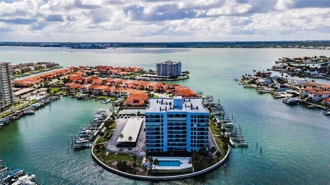 Building Photo - 1651 Sand Key Estates Ct