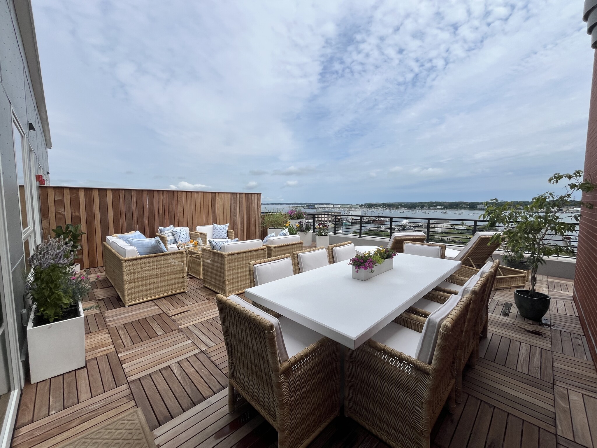 644 sq. ft. roofdeck with all Serena and Lily furniture and throw pillows. - 387 Commercial St