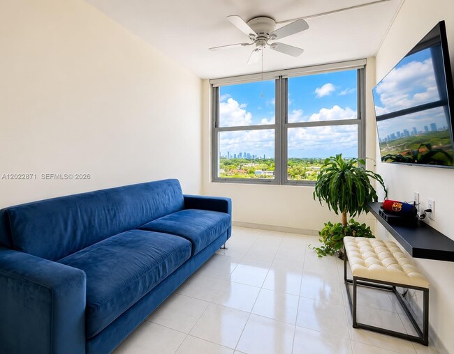 Building Photo - 2899 Collins Ave