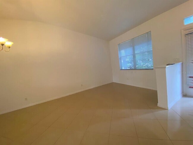 Building Photo - 11744 Holly Creek Dr