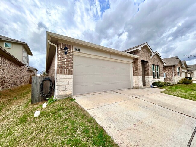 Building Photo - 144 Callado Cir