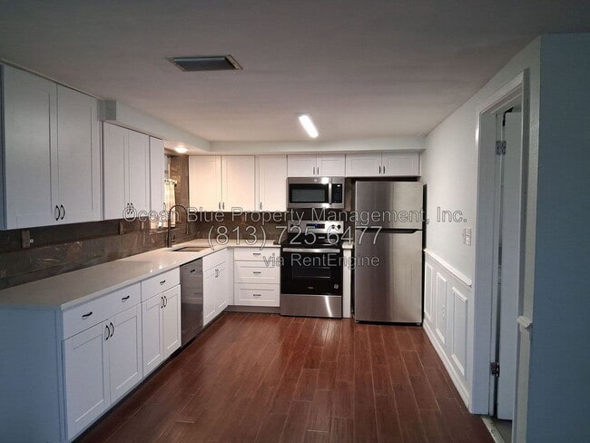 Building Photo - 9330 Ledgestone Ln