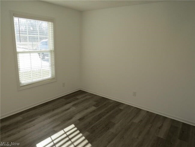 Building Photo - 1711 Blase Nemeth Rd