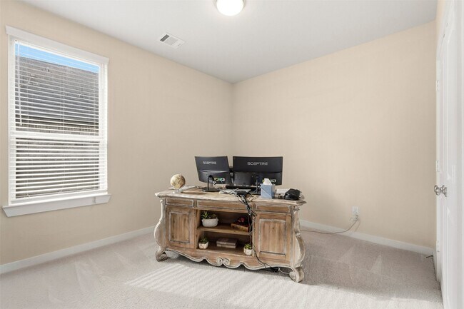 Building Photo - 127 Lukewood Cir