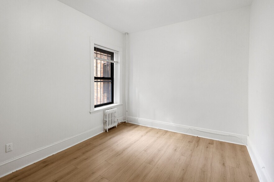 Building Photo - 864 Huntington Ave