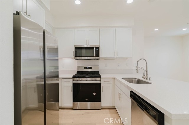 Building Photo - 211 Red Brick Dr