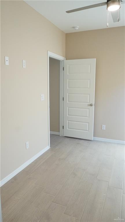 Building Photo - 30 W Kenwood St