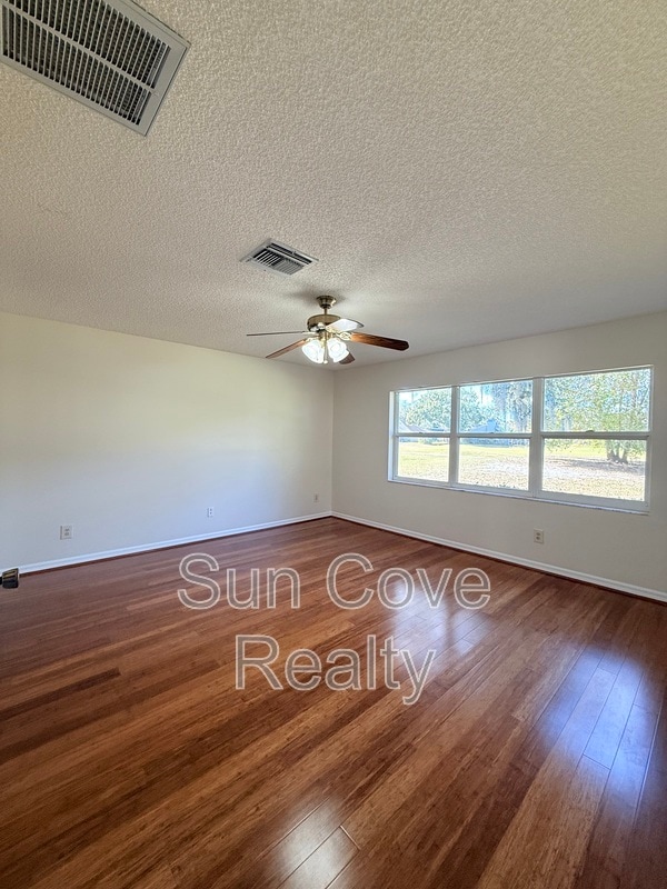 Building Photo - 5215 Lochmead Terrace