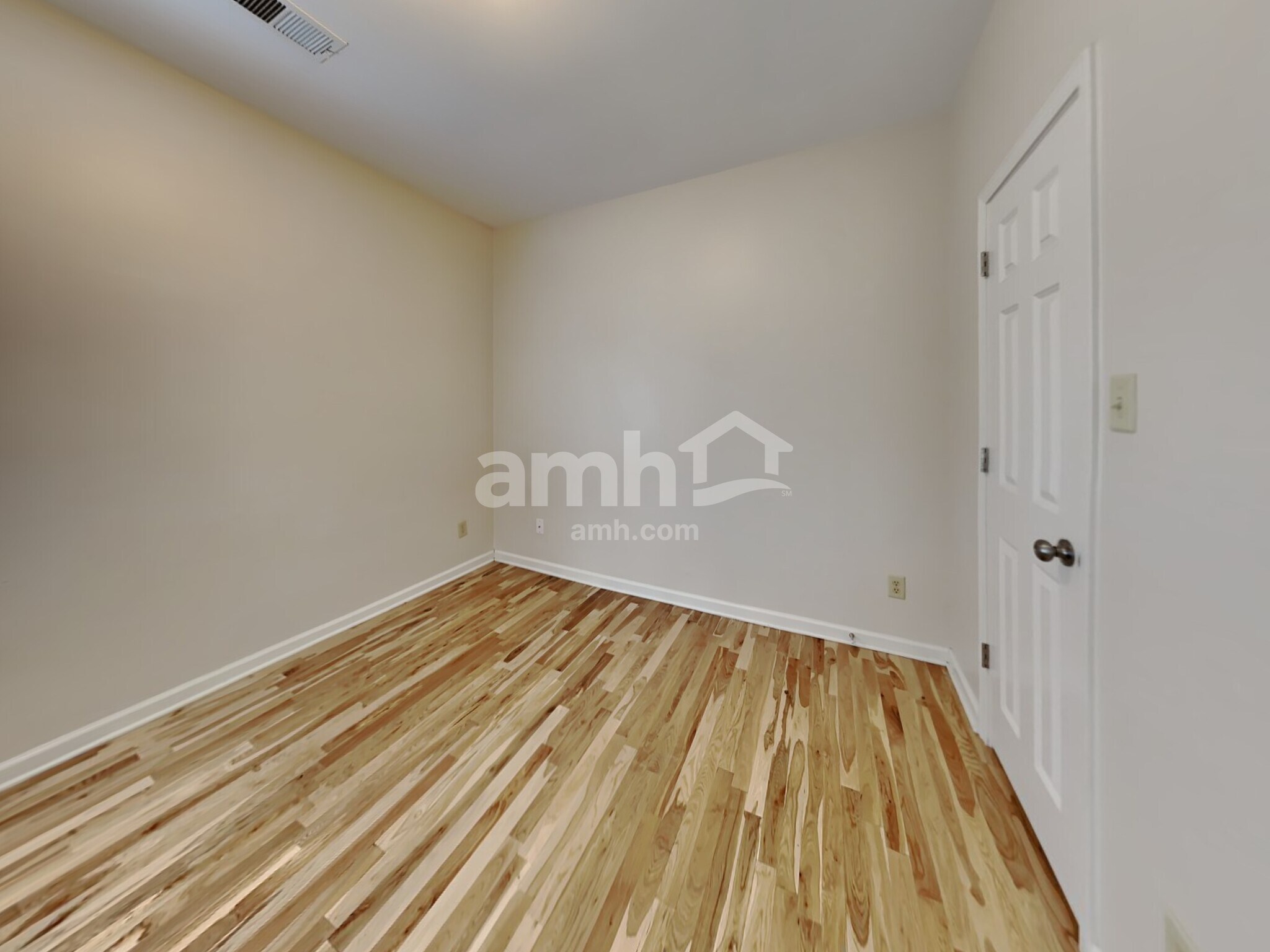 Building Photo - 1641 Kings Pond Cv