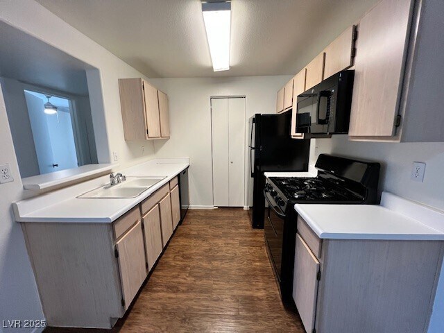 Building Photo - 2120 Ramrod Ave